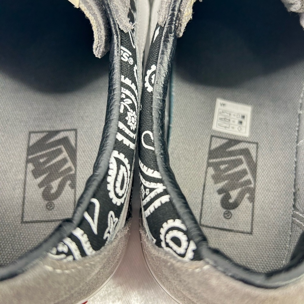 Vans Sk8 Low Paisley Suede Sneakers Size W9.5 - Picture 10 of 15